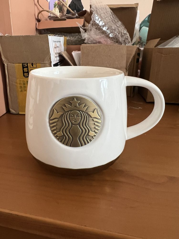 Продам кружки Starbucks