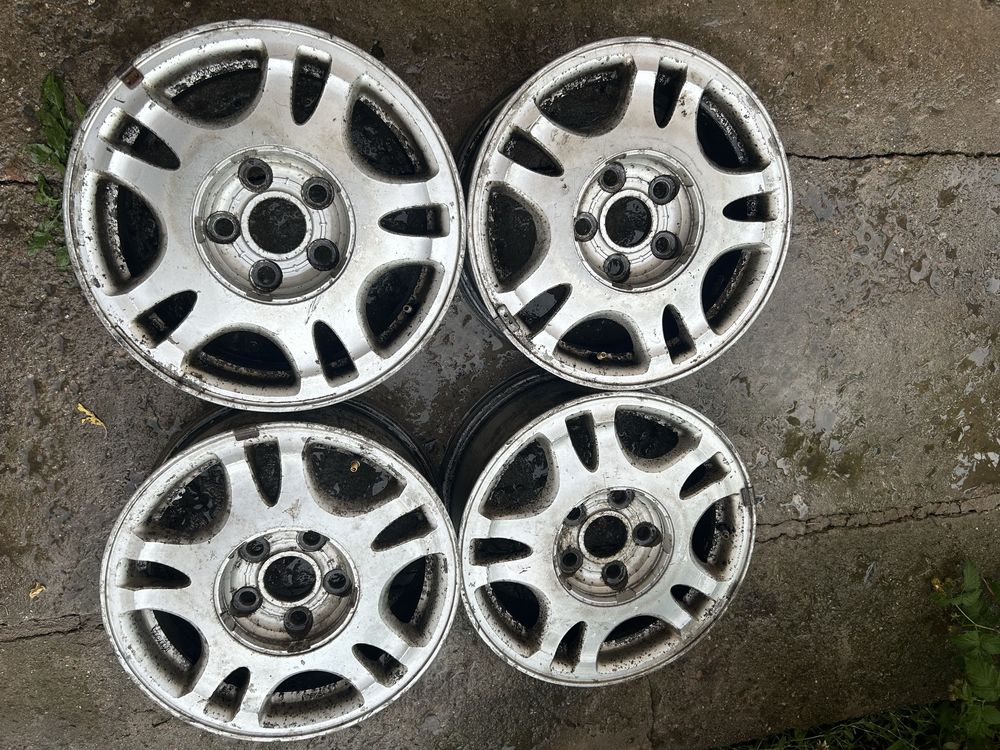 Продам Титановые диски от Toyota R15