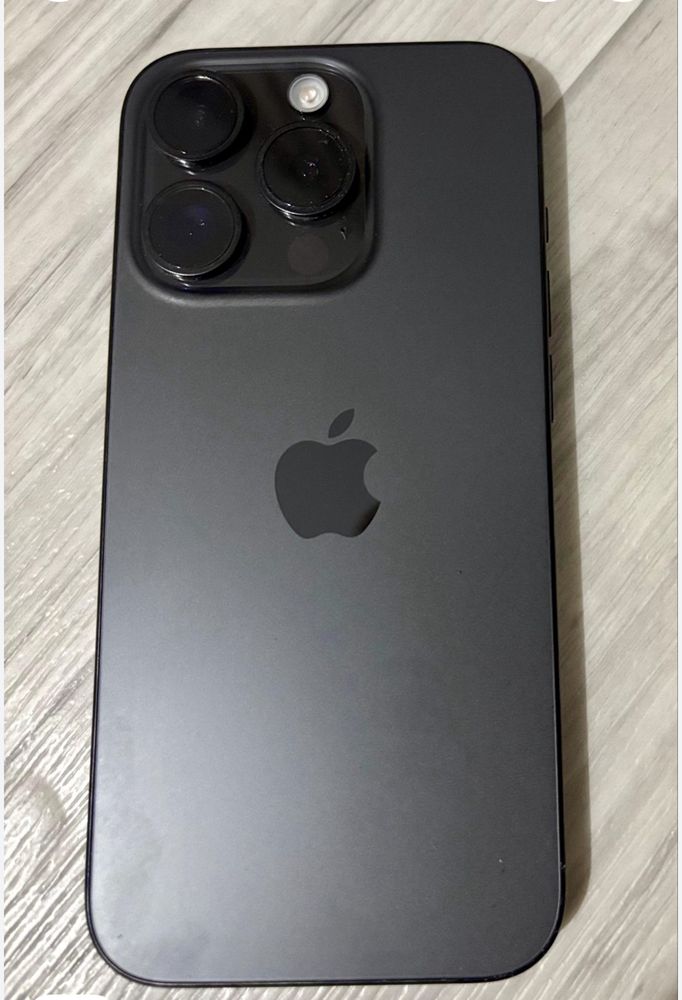 Iphone 15 pro. 128 гв