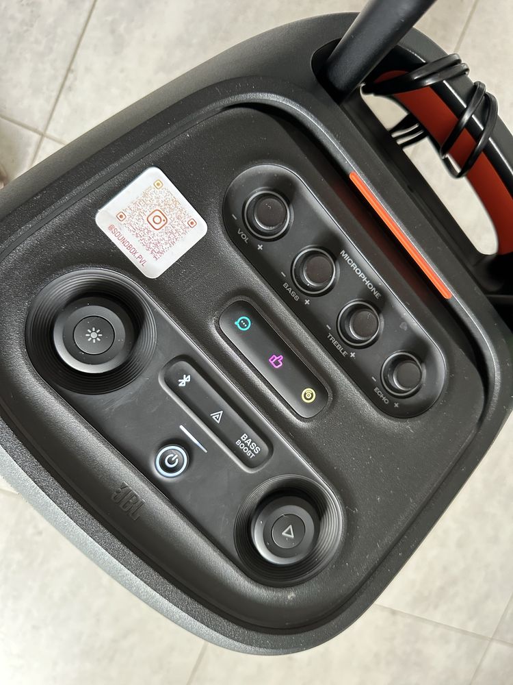 Колонки колонка в аренду прокат JBL 320 караоке микрофоны