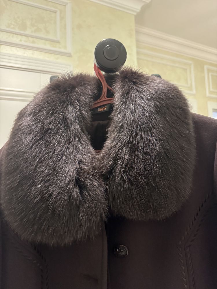 Продаю новое кашемировое пальто, подарили- не подходит размер