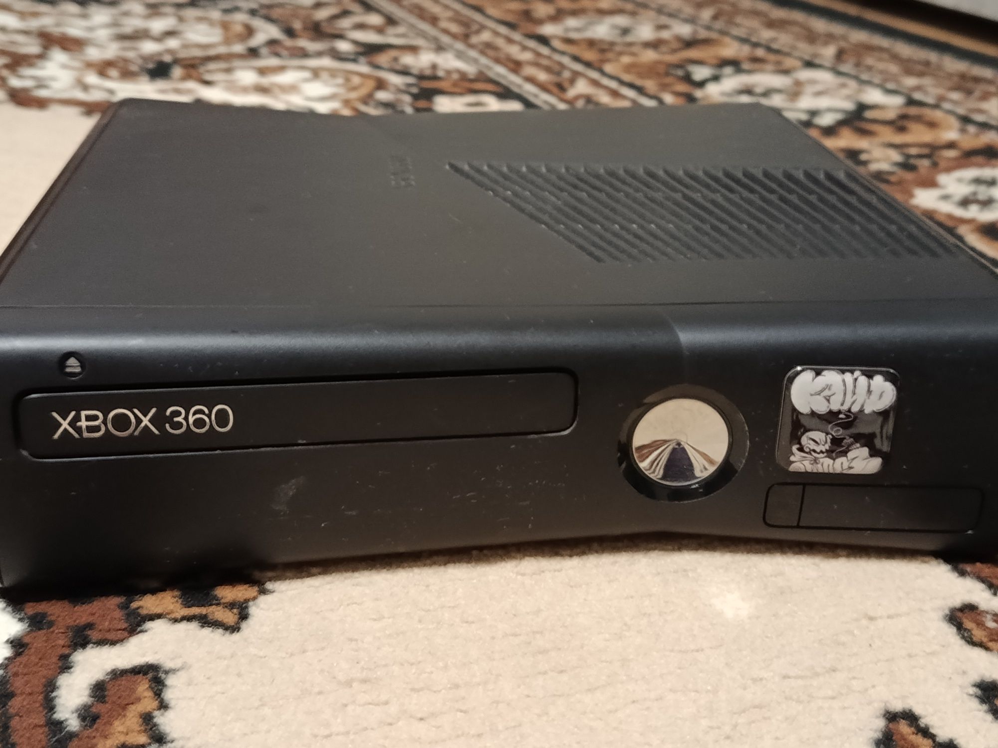 Xbox 360 в отличном состоянии