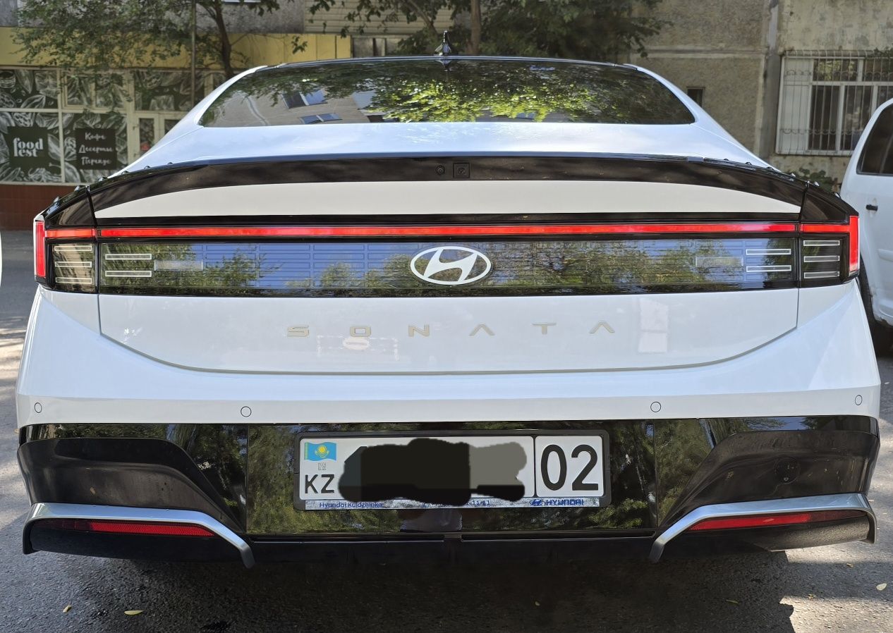 Продам Hyundai Sonata в комплектации LUX