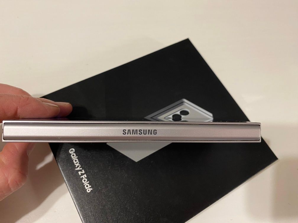 Samsung z fold 6