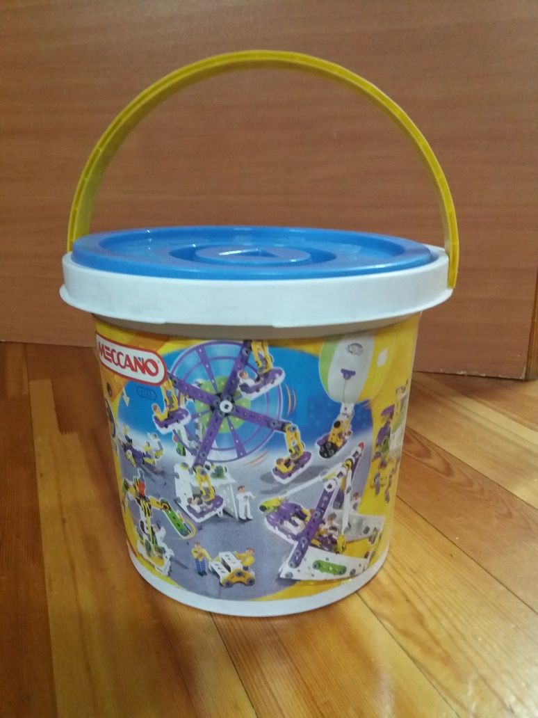 Игрушки - конструктор 3+