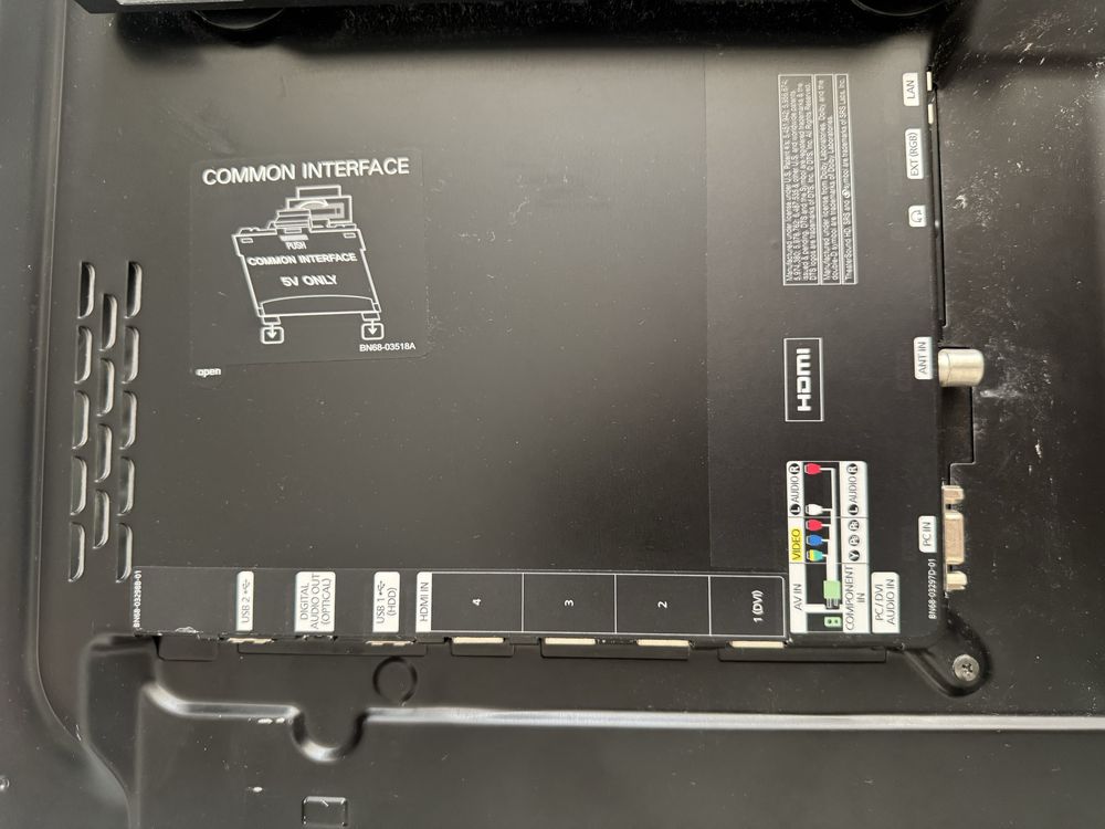 Телевизор Samsung UE32D5000
