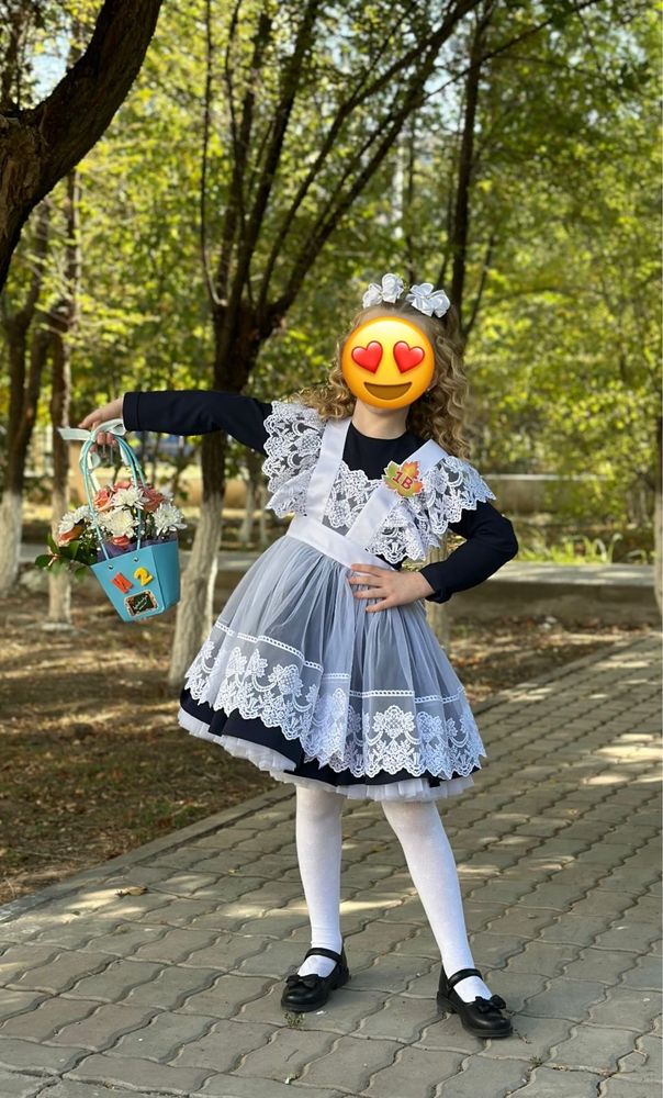Продам школьную форму