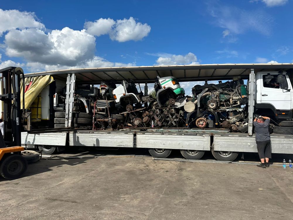 Грузовой Запчасти  Renault premium MERCEDES1120 DAF105.460