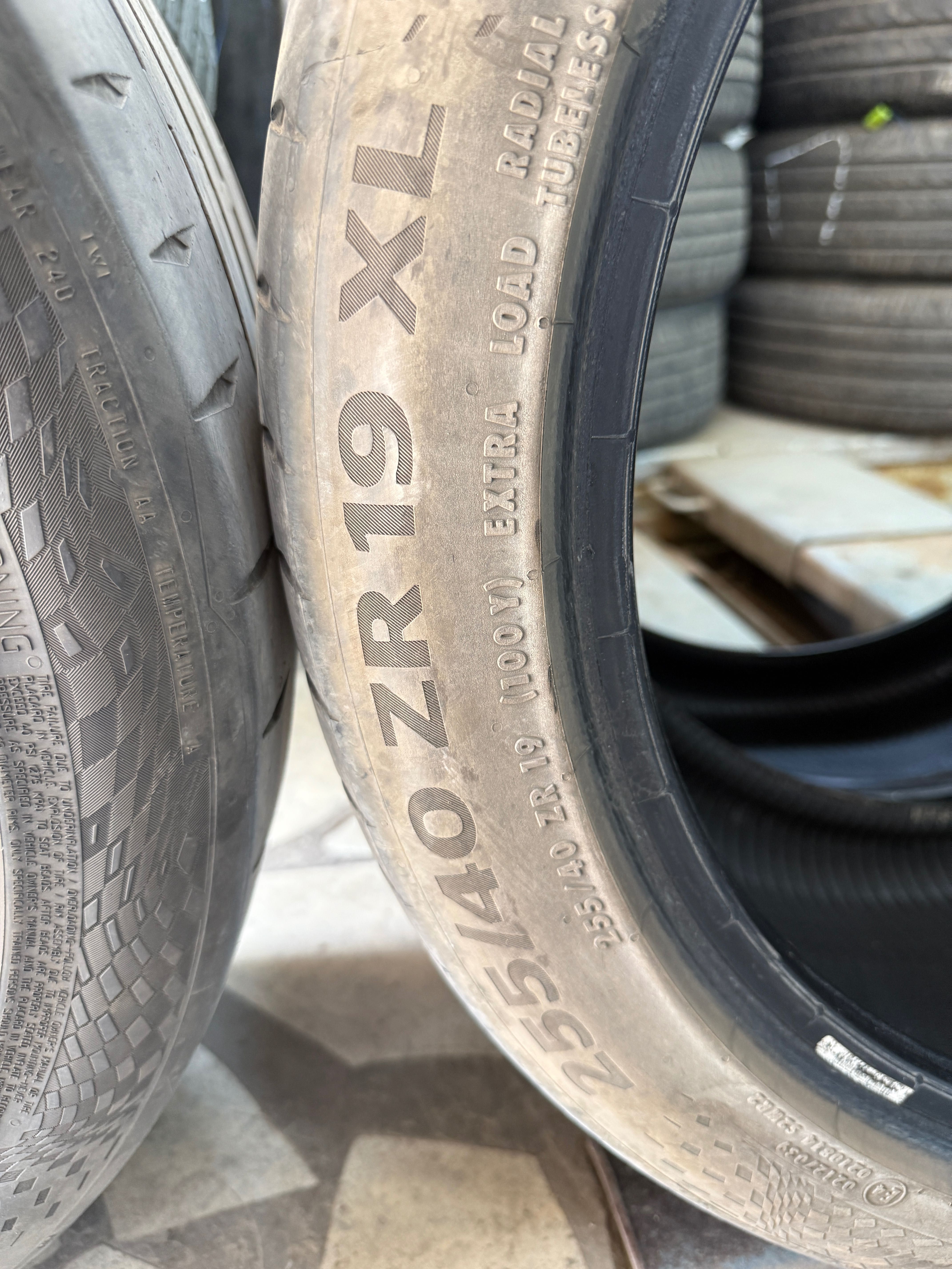 Шины Continental 255/40 R19