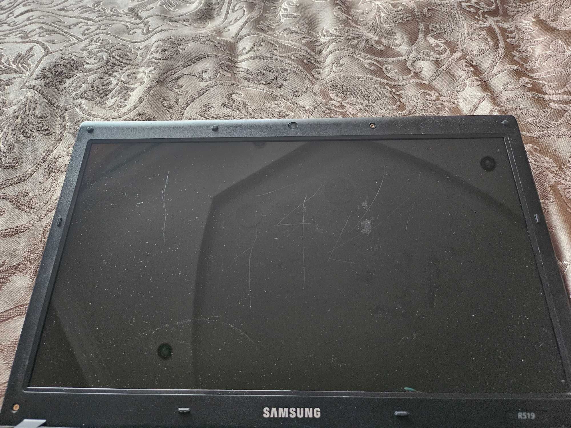 На запчасти Продаю Ноутбук samsung