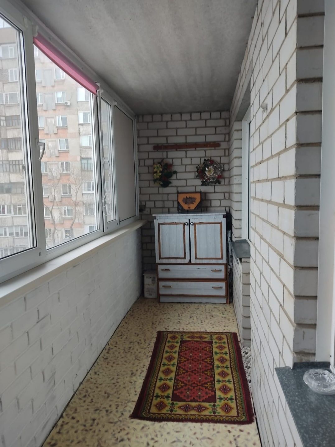Продам двухкомнатную улучшенную квартиру