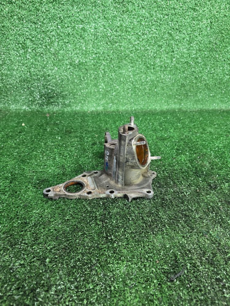 Корпус помпы  Лексус ЖС300 ЖС 300 2jz. Lexus GS300 Lexus