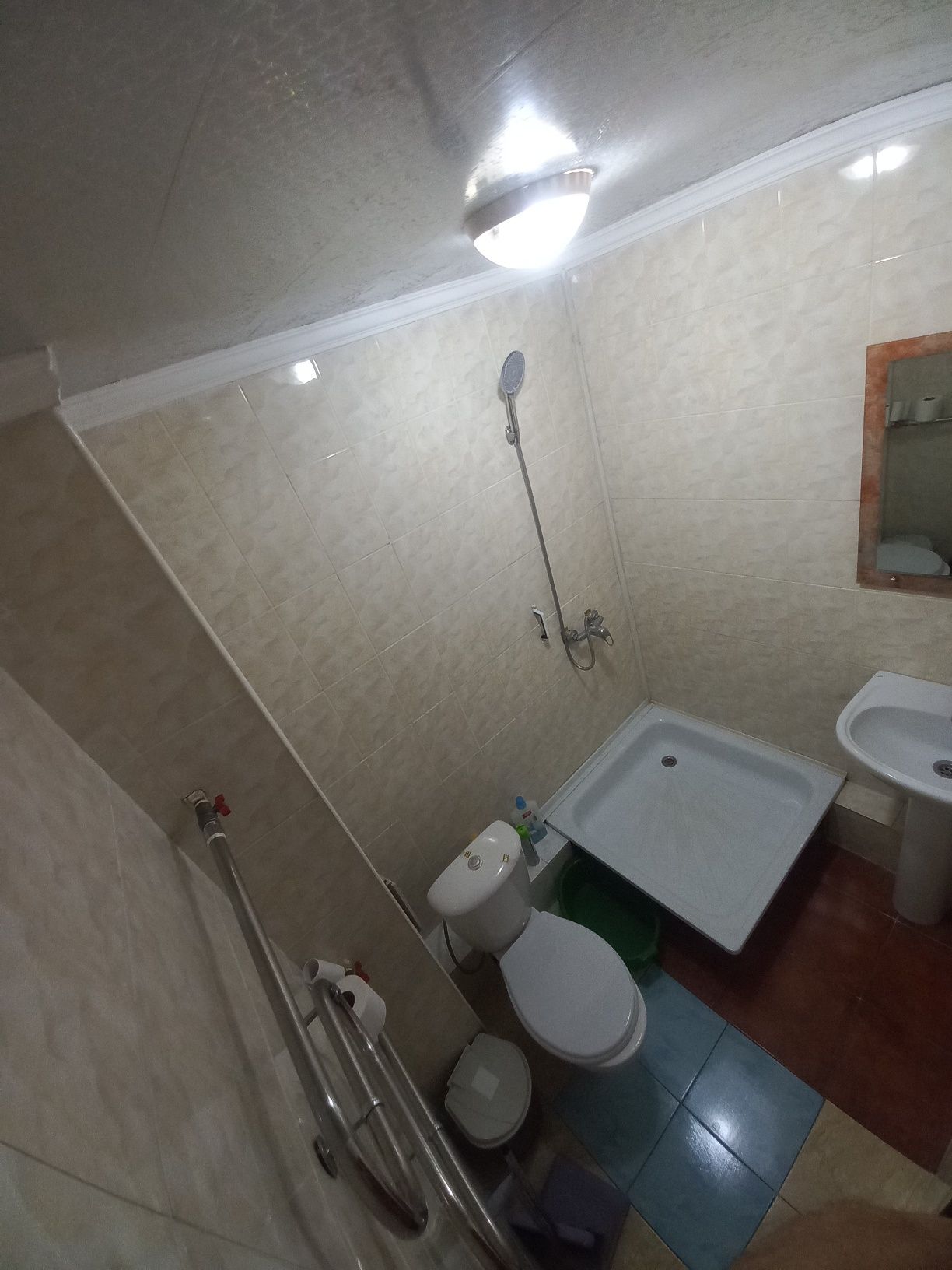 Продам 2 комнатную квартиру 43 кв.м. мкр. Жетысу  с мебелью От Хозяина