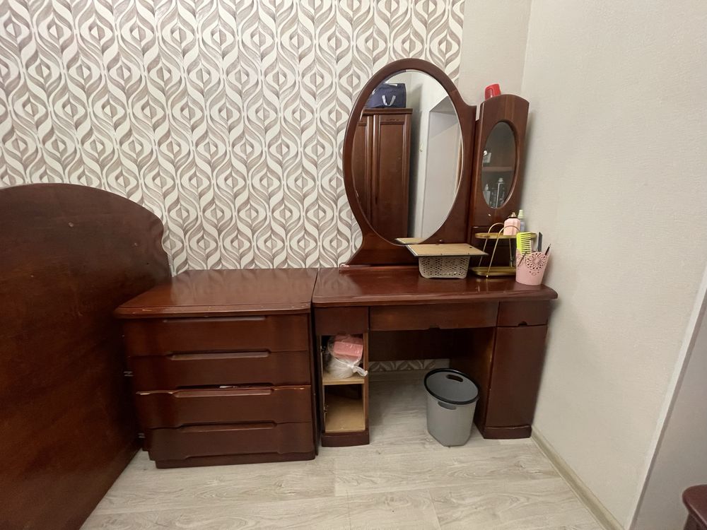 Шкаф и комод в хорошем состояние