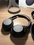 Продам наушники Sony WH-1000XM4 в отличном состоянии