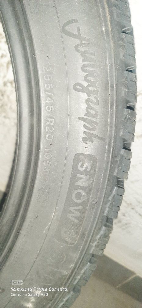 Ikon Tyres (Nokian) Autograph Snow 3 SUV 255/45 R20 105 T  без шипов