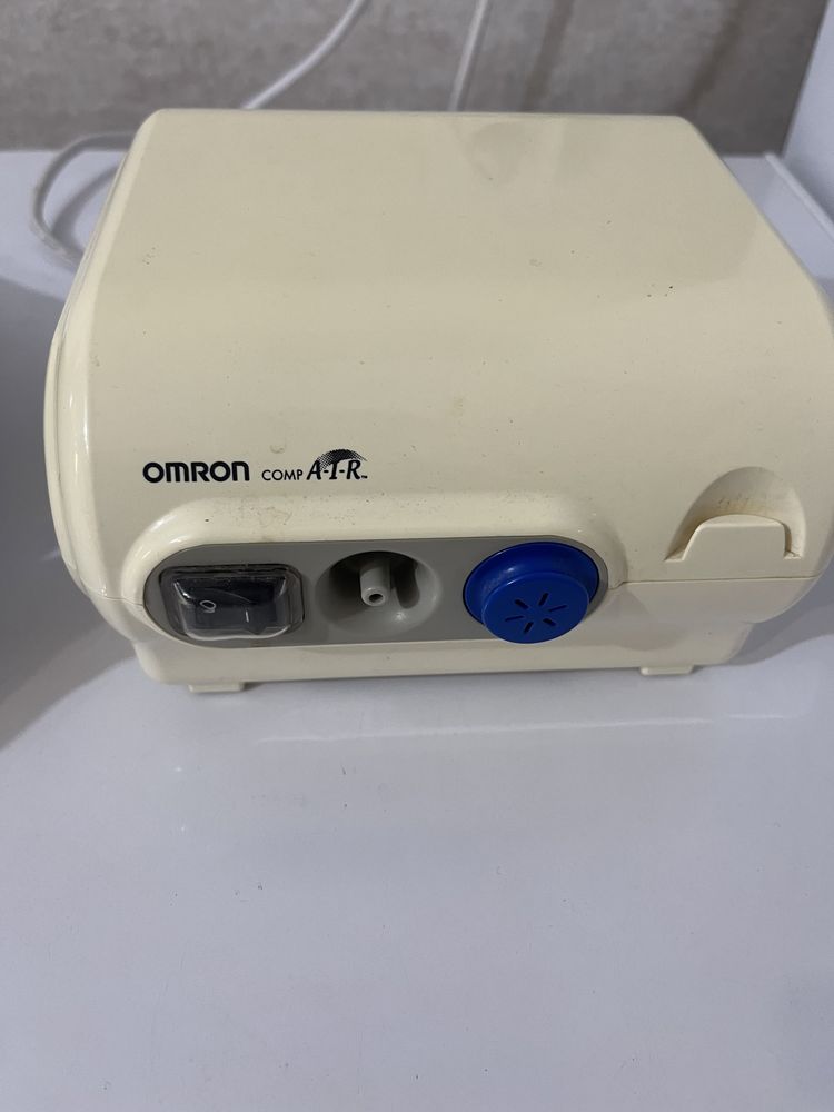 Продам небулайзер ( ингалятор) Omron