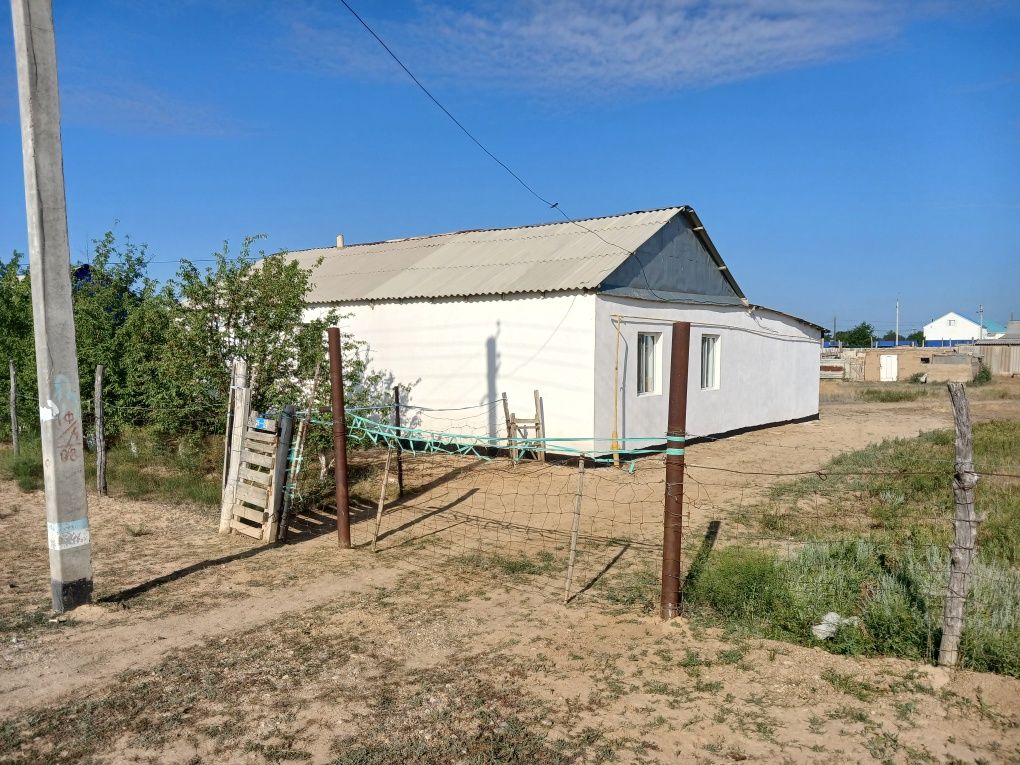 Елтай ауылынан уй сатылады.