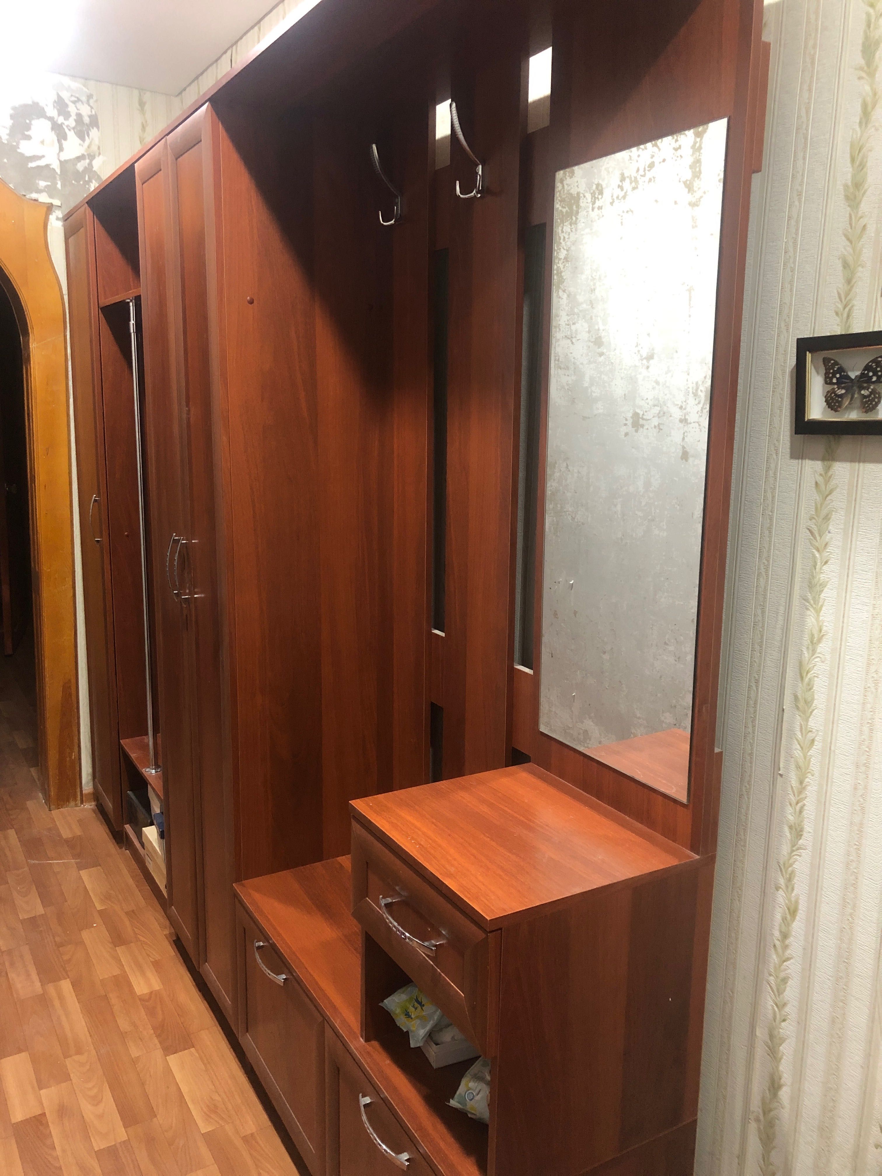 Продам прихожую (производство Беларусь)