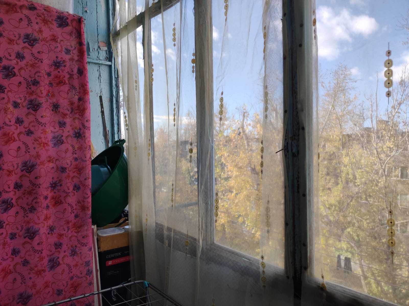 Продам 3 комнатную квартиру в центре 23 микрорайона. Сопровожу ипотеку