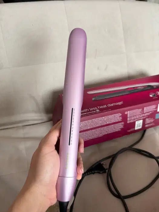 Срочно продам выпрямитель для волос Philips BHS-530/00