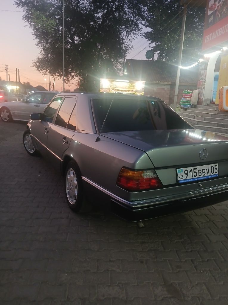 Мерседес 124 продам