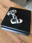Продам PS4 Slim 1TB