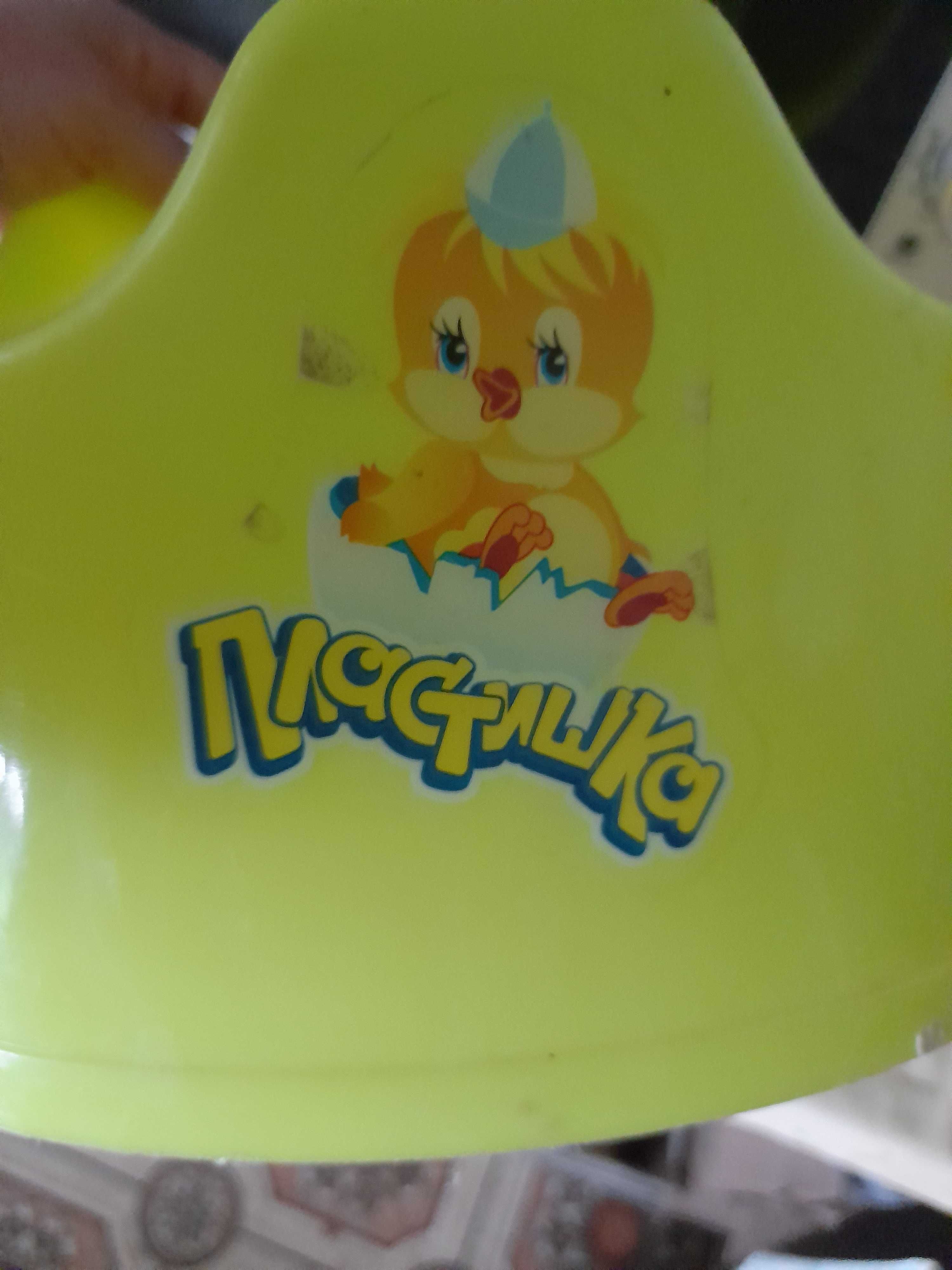 Продам горшки детские