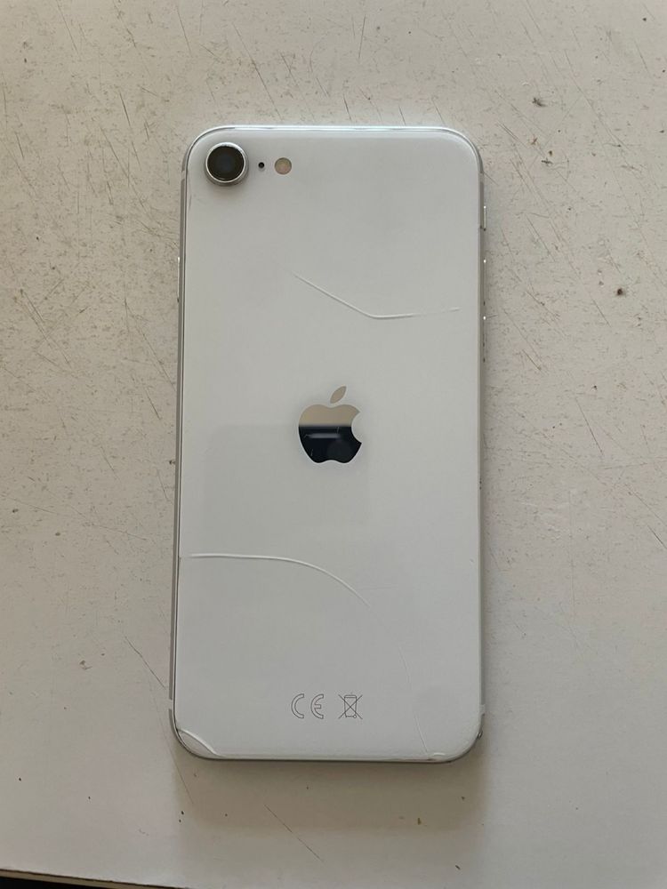 iphone se 2020 в идеальном состояний