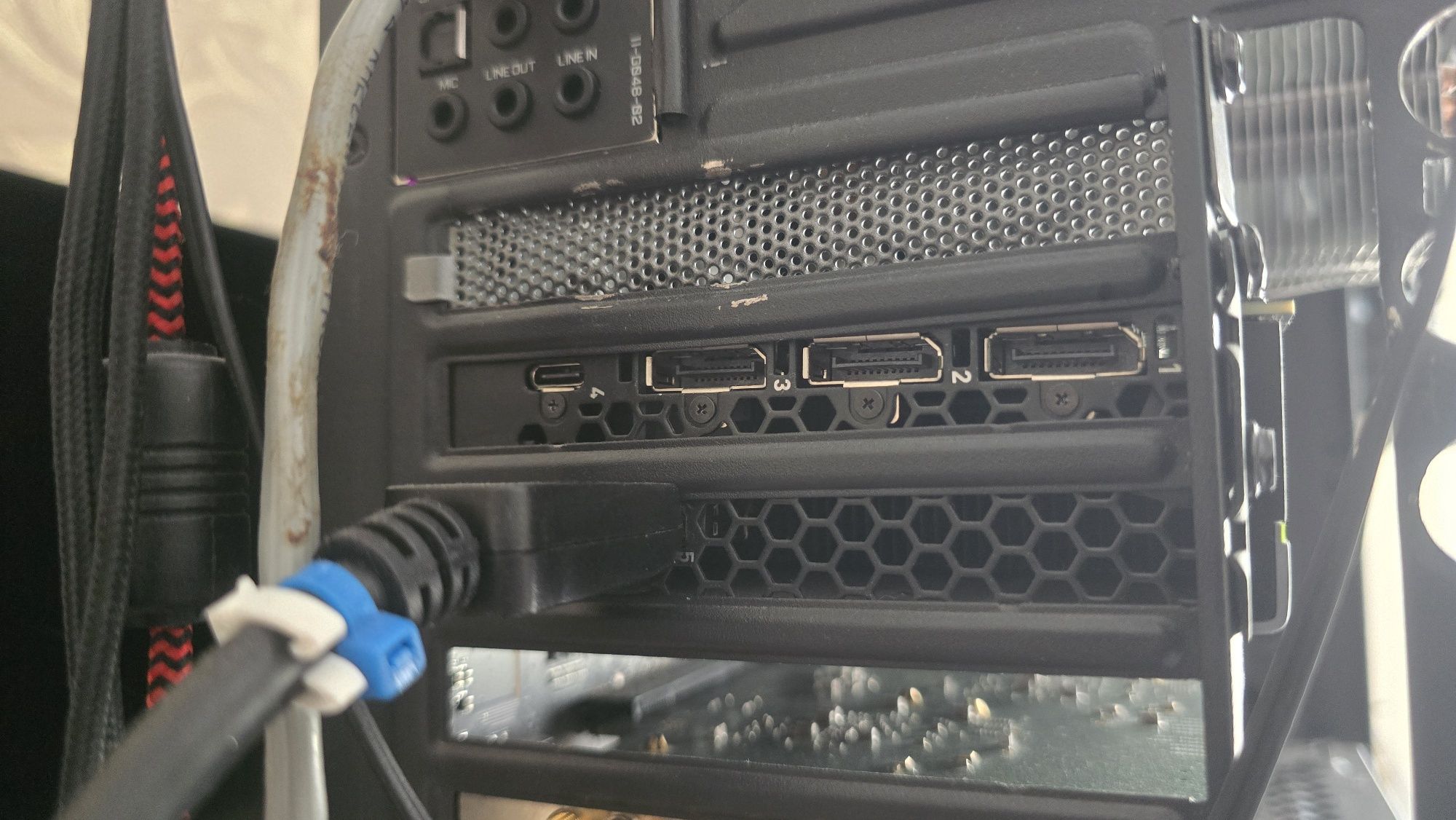 Продам quadro rtx 6000 24g