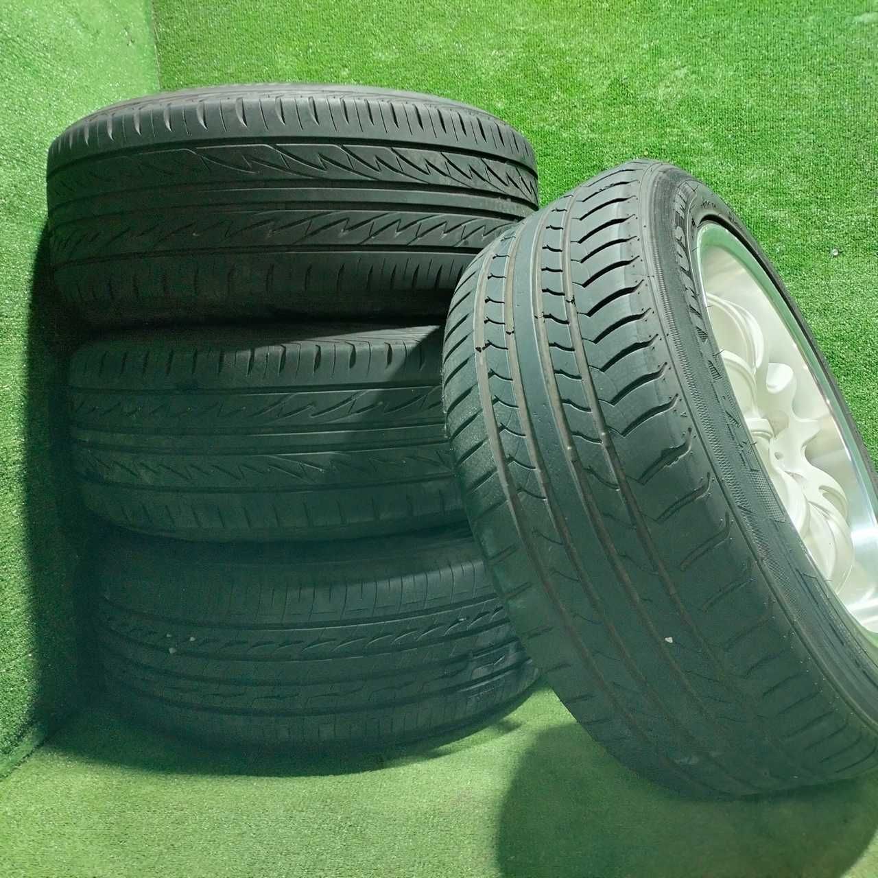Продам Диски CST cireuit spec tune с полкой 225/55 R17 9J PSD 5/114,3