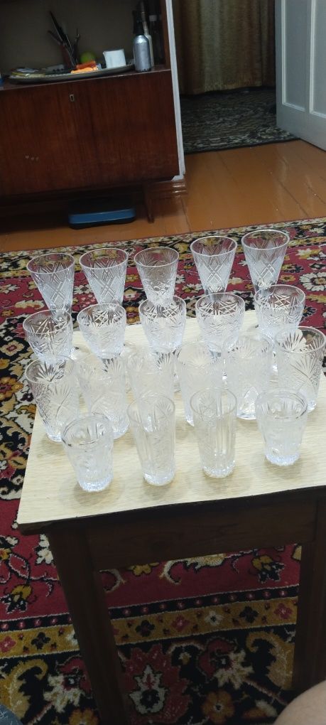 Продам хрустальные рюмки стопки
