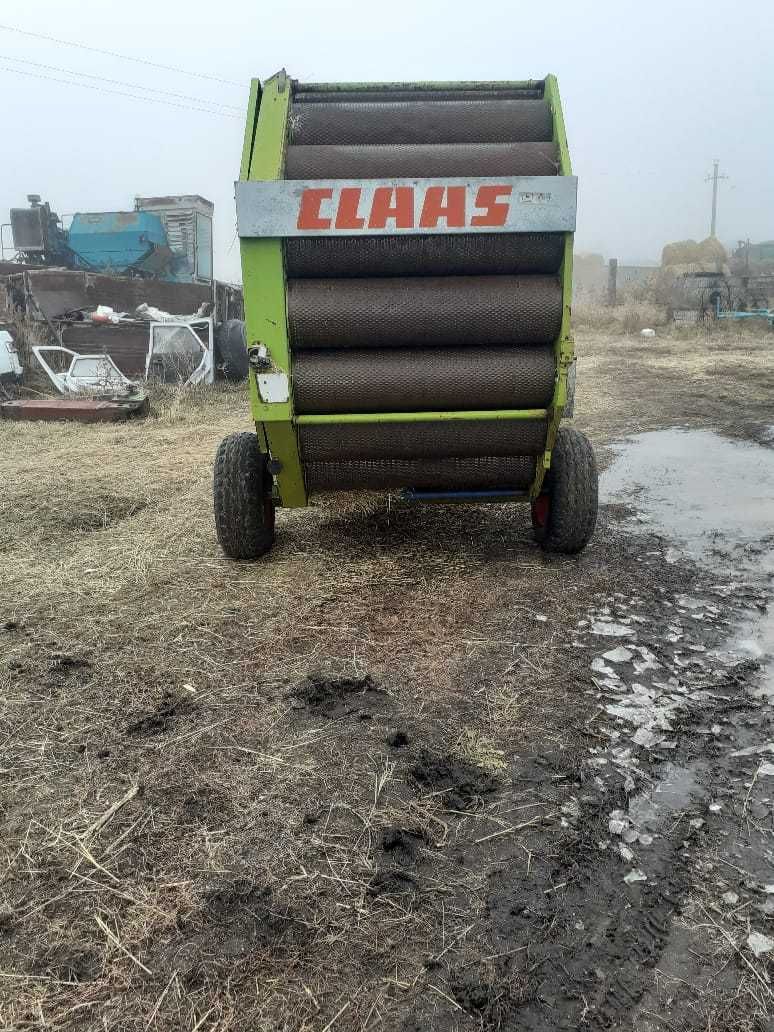 Рулонный пресс подборщик Claas Rollant 62, для заготовки сена