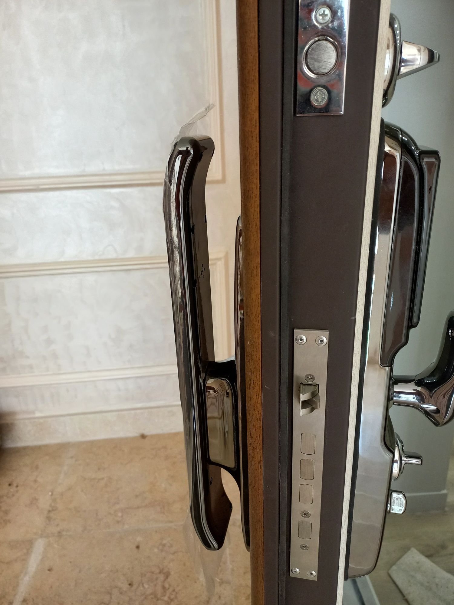 Установка Smart locks (умный электронный замок) в Актау