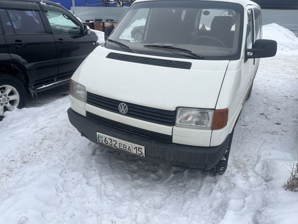Продам бус т 4 2,5 бензин