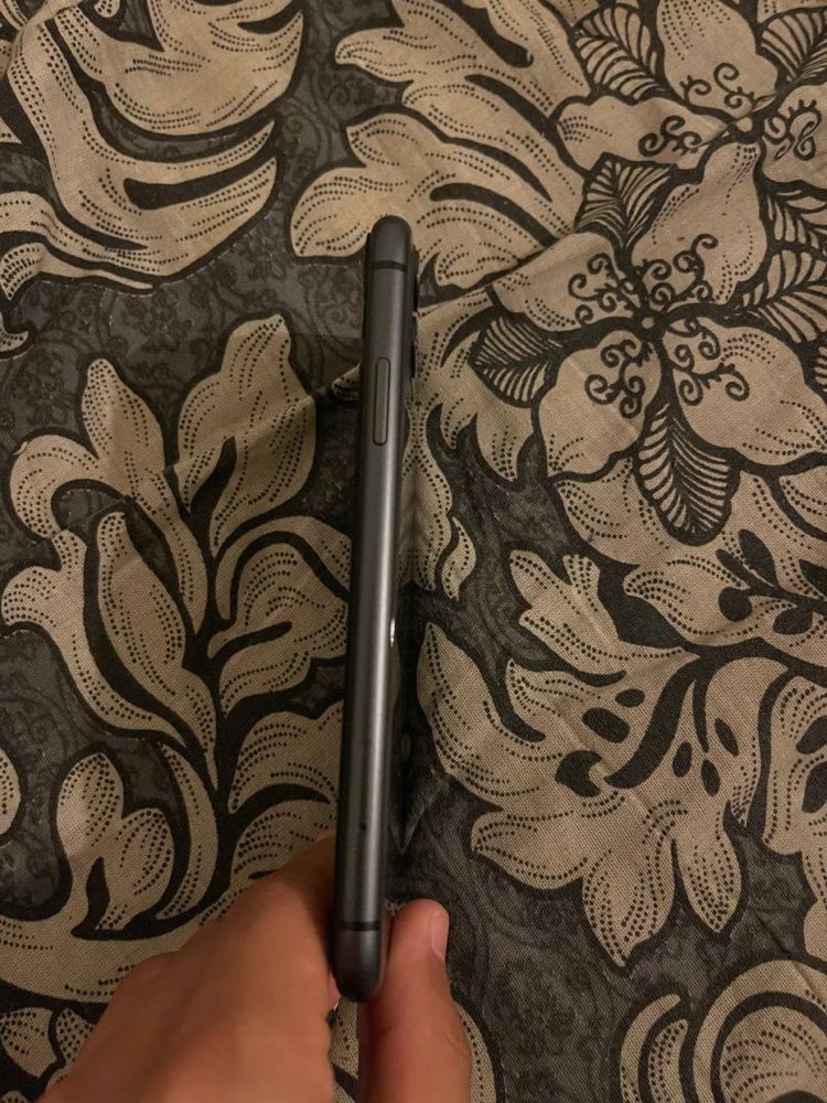 iPhone 11 память 64