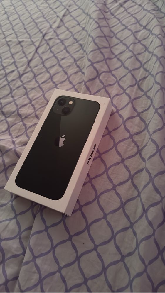 Новый Айфон 13,128gb