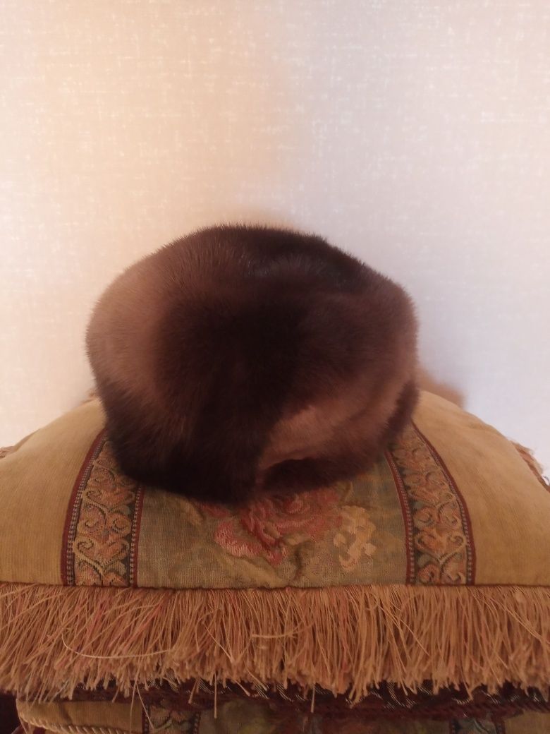 Норковый берет зимний