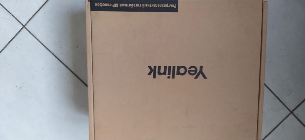 Продам телефоны 4 штуки