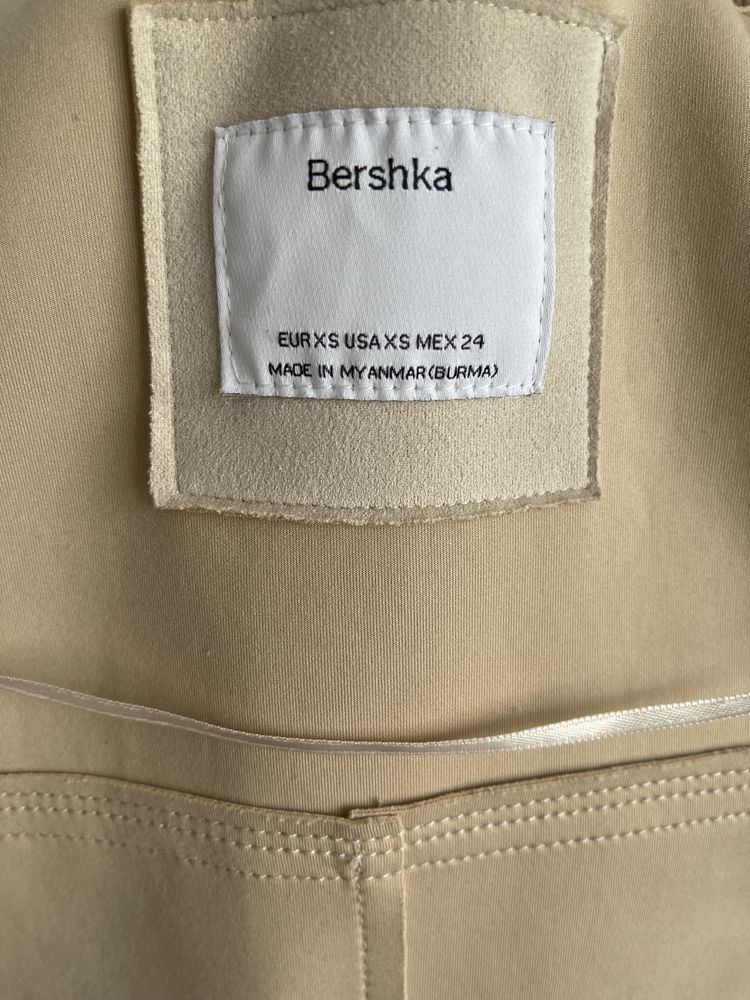 Жакет бежевый женский