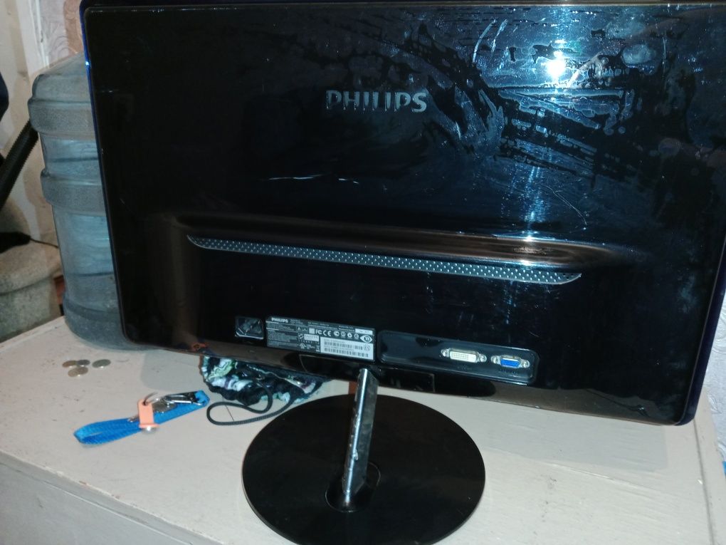 Продам монитор PHILLIPS