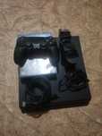 Продаю PS4,джойстик,игры в комплекте