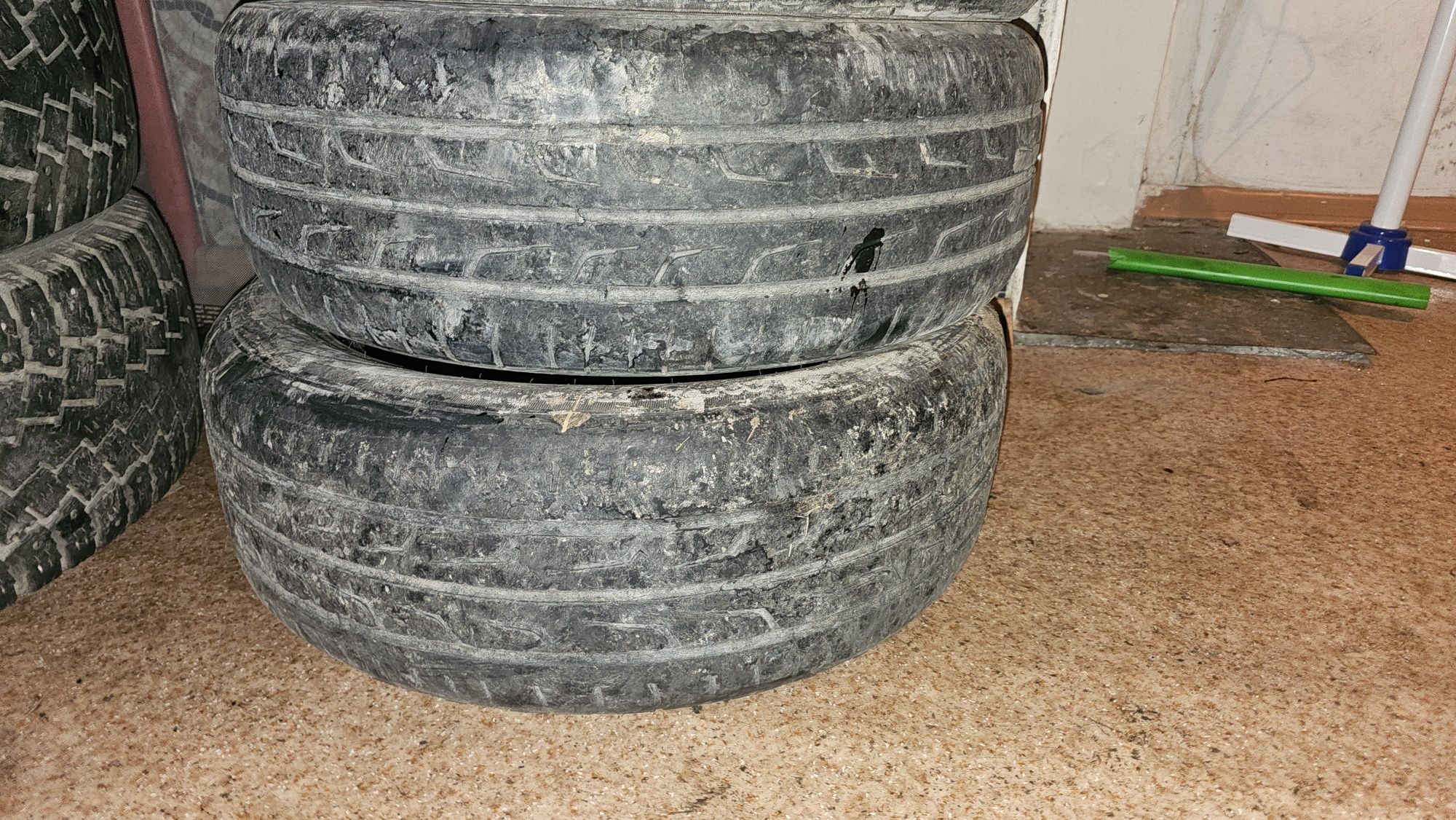 Продам шины летние