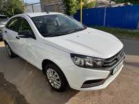 Продам  автомобиль Лада Веста