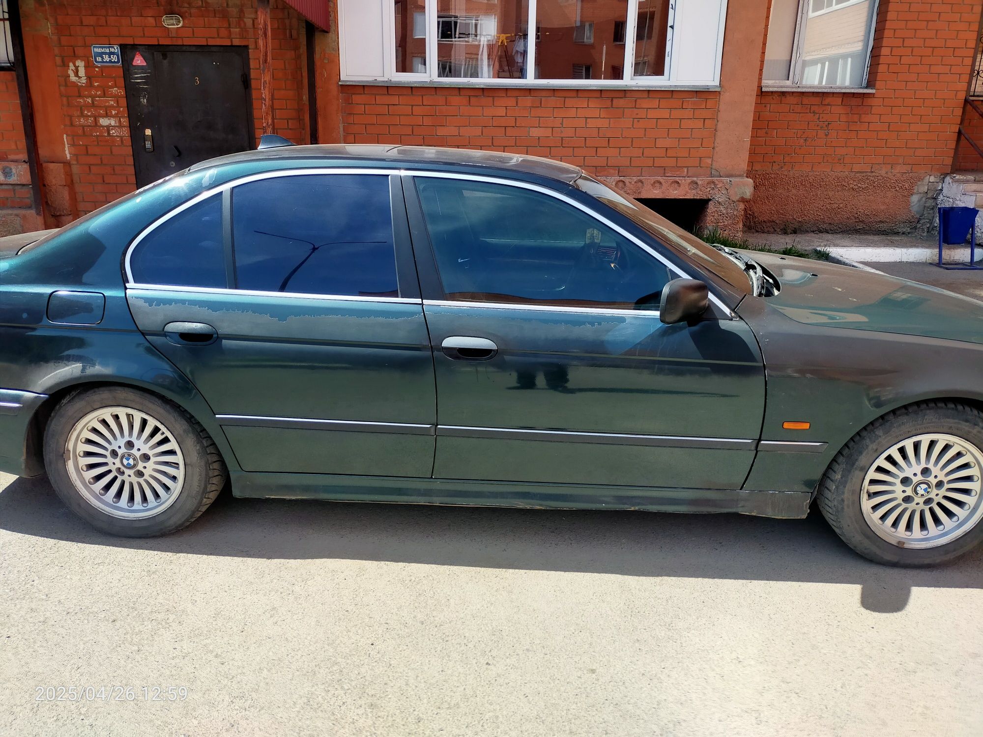 Продам автомобиль БМВ Е39