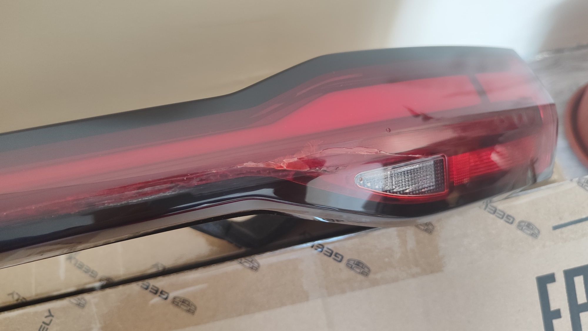 Задний фонарь Geely Coolray, рестайлинг 2024 год