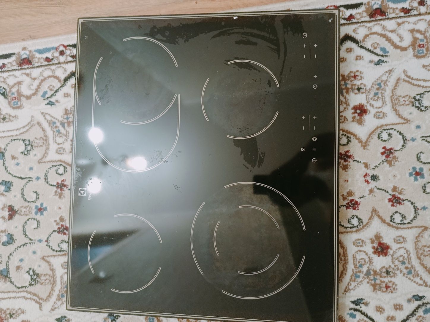 Electrolux  поверхность Электро плита