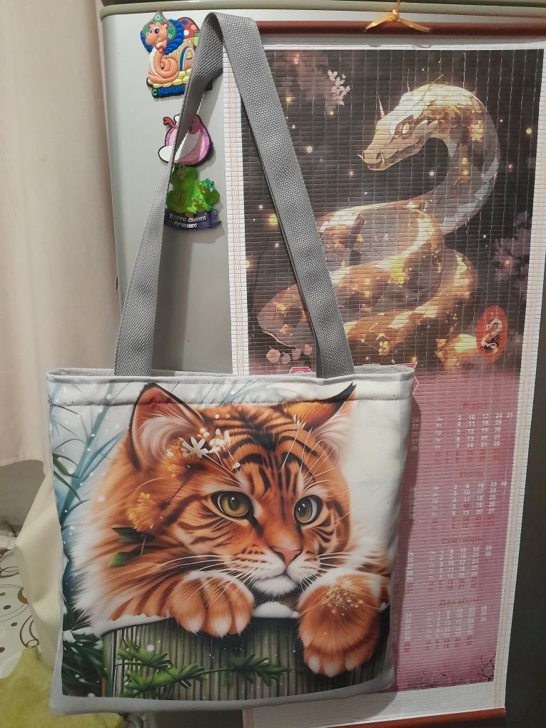 Сумка шоппер с принтом.