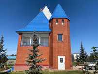 -Продам Шикарный дом на Правом берегу.