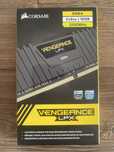 corsair vengeance lpx 3200mhz 2x8GB